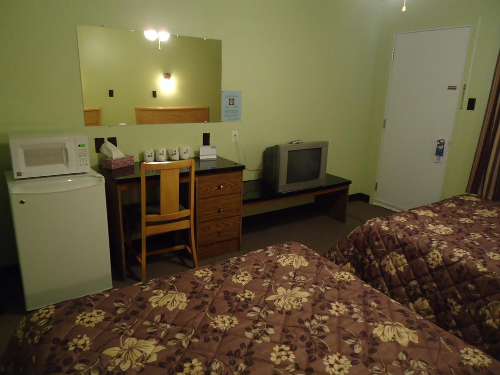 Hotel-Motel Le Pharillon Cap-des-Rosiers Bilik gambar